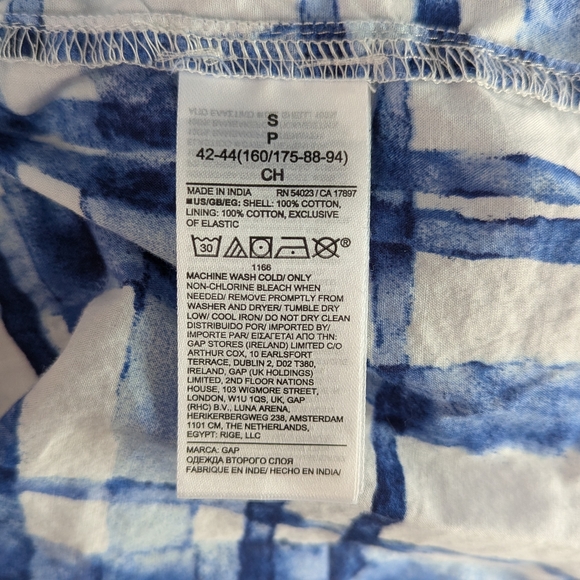 Gap Blue and White Checked Puff-Sleeve Midi Dress With Smocked Bodice - Picture 9 of 9